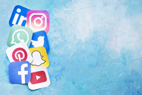 Redes Sociais: limites, regras claras e justa causa